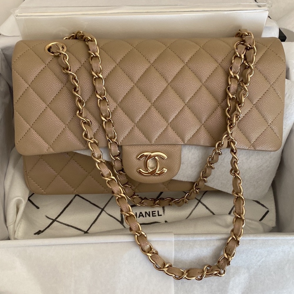 Chanel medium Flap caviar iridescent dark beige 21s